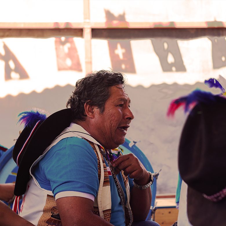 Fredy Cappa Bacuta tocando en las Cruces de Mayo de Molino